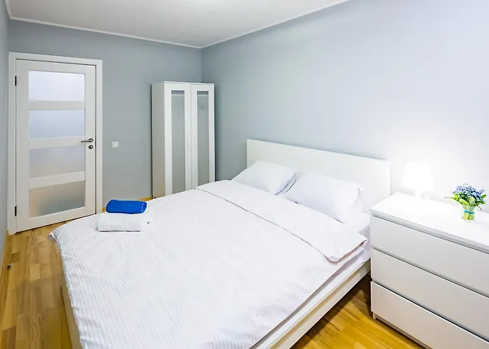 Bv Svobodu Avenue Apartman *